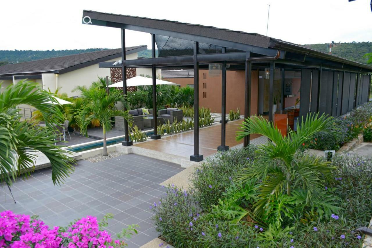 Gyrola Birding Hotel Boutique La Mesa  Exterior photo